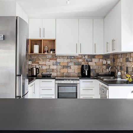 The Black Marble - Sea View, 2Br, 2Ba By Bnc Atene Esterno foto