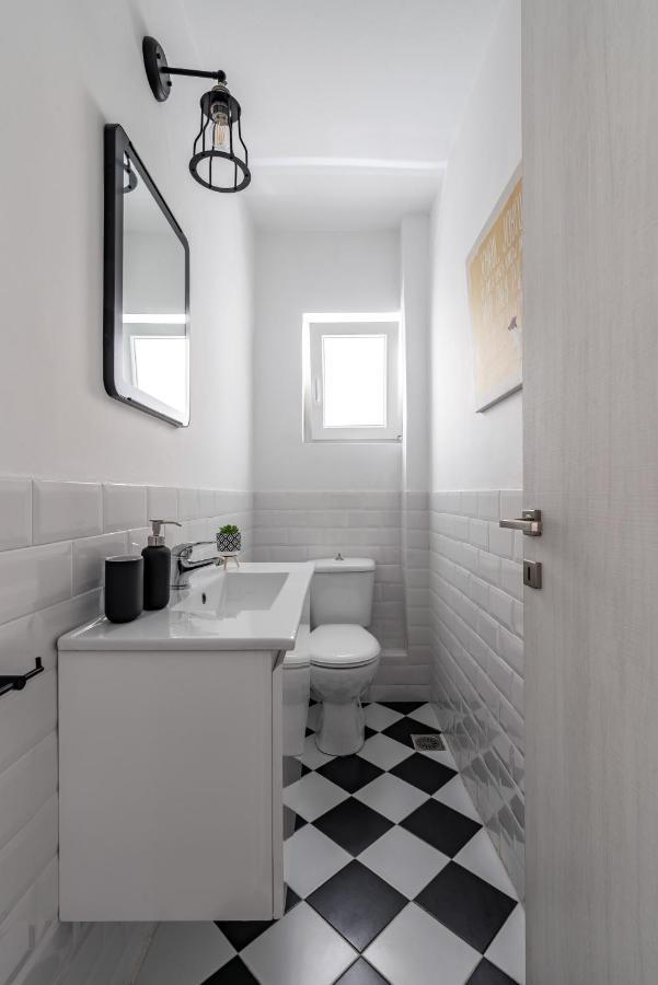 The Black Marble - Sea View, 2Br, 2Ba By Bnc Atene Esterno foto